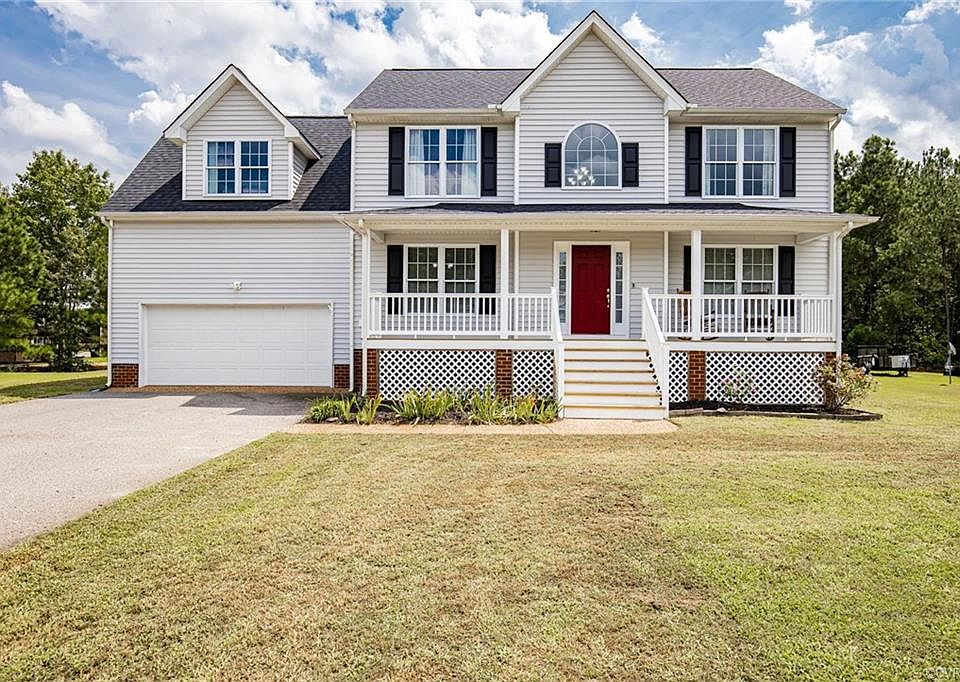 1st image of 21167 Baileys Grove Dr