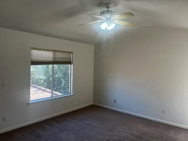 3 bed, 2.5 bath, 1845 sqft, $2,195 — Photo 4