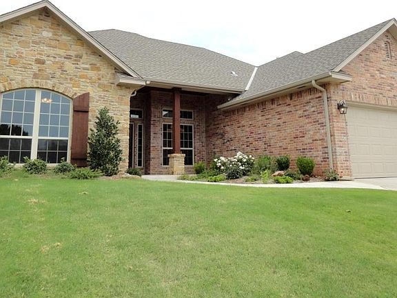 3rd image of 2825 Marbel Dr