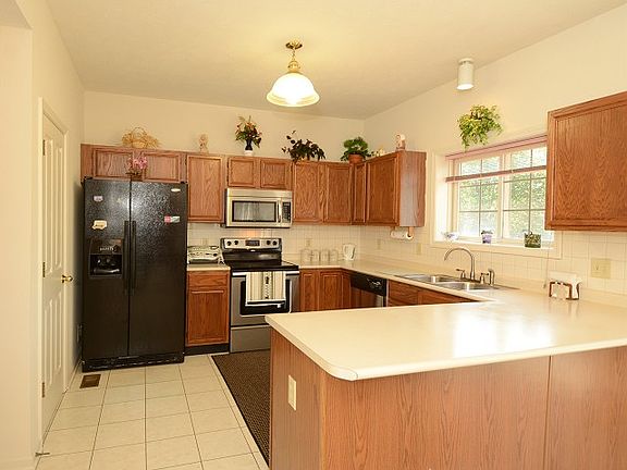 2nd image of 3647 Katelyn Ln