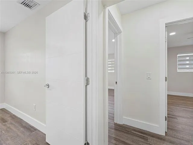 3031 SW 64th Ave — Photo 9