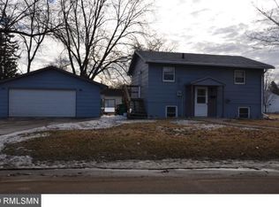 145 S Davis Ave, Litchfield, MN 55355