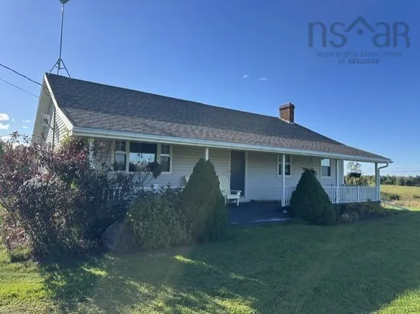 29 Robertson Rd, Pictou, NS B0K 1A0