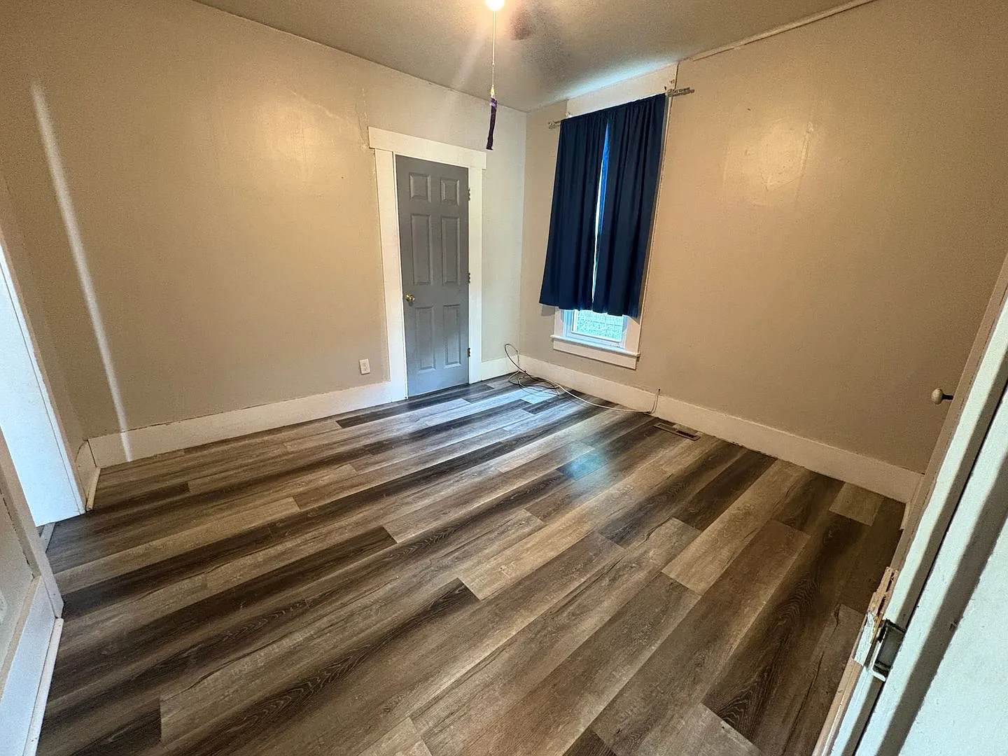 Spacious 3bed / 1 bath — Photo 3