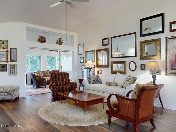 2nd image of 3243 Vail View Dr
