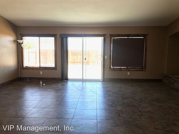 3rd image of 13190 Dos Palmas St