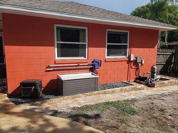 4th image of 118 Bearss Cir