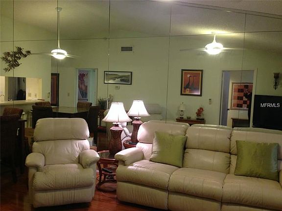 4th image of 2460 Northside Dr APT 402