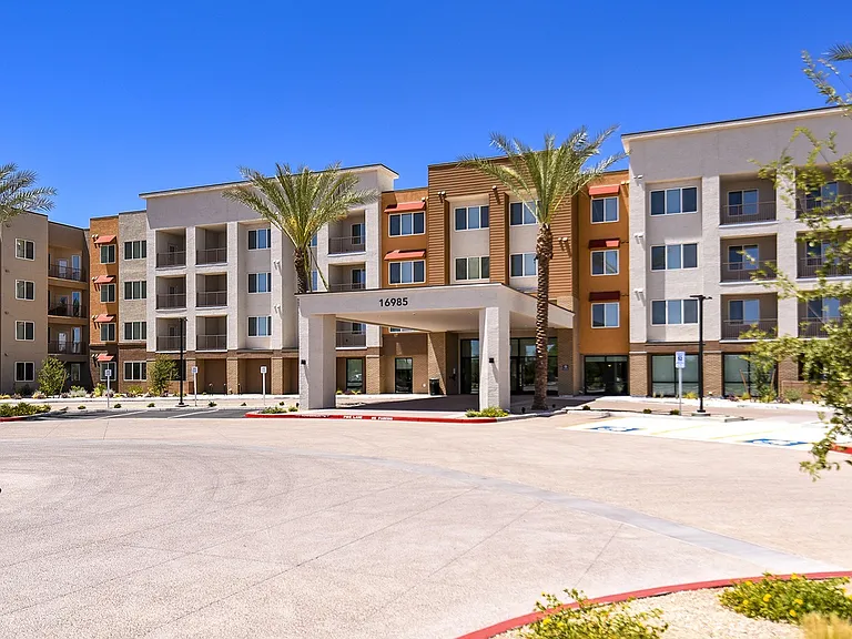 Suncrest Vista at Canyon Trails 55+ Apartments — Photo 9