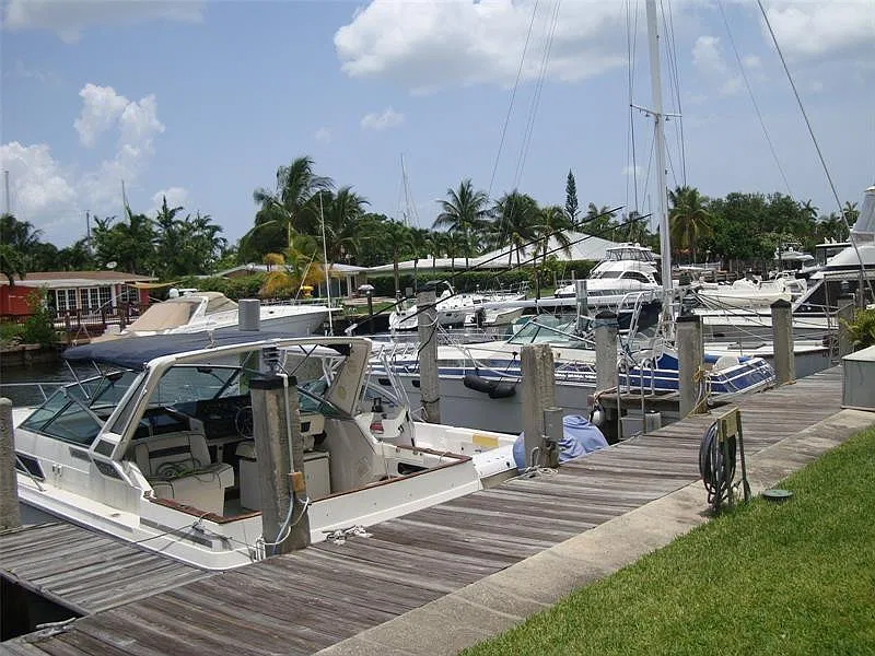 1 bed, 1.0 bath, 565 sqft, $1,750 — Photo 3