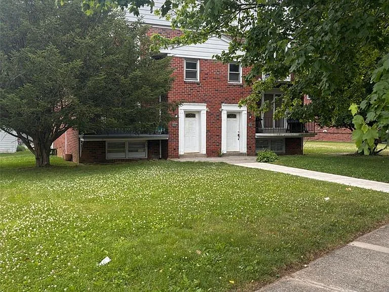 1906 Livingston St #C — Photo 5