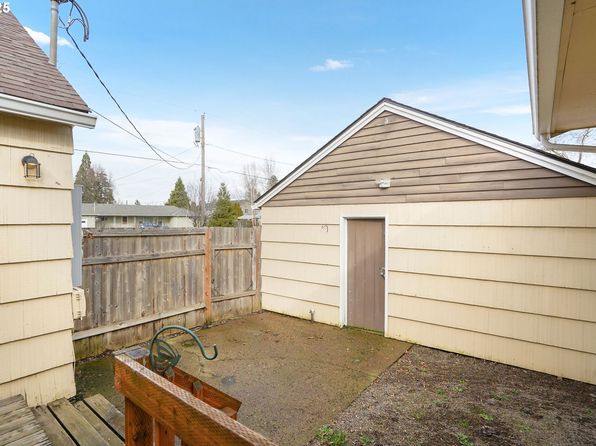 salem-oregon-53017115 picture