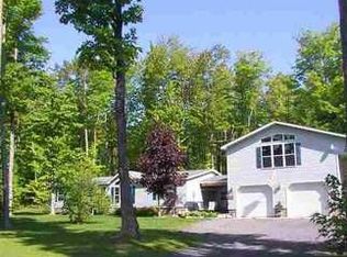 25060 Old Timers Rd, Chassell, MI 49916