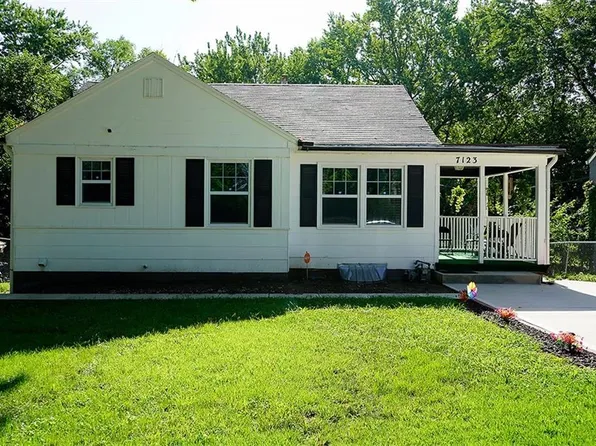 7123 Lydia Ave, Kansas City, MO 64131