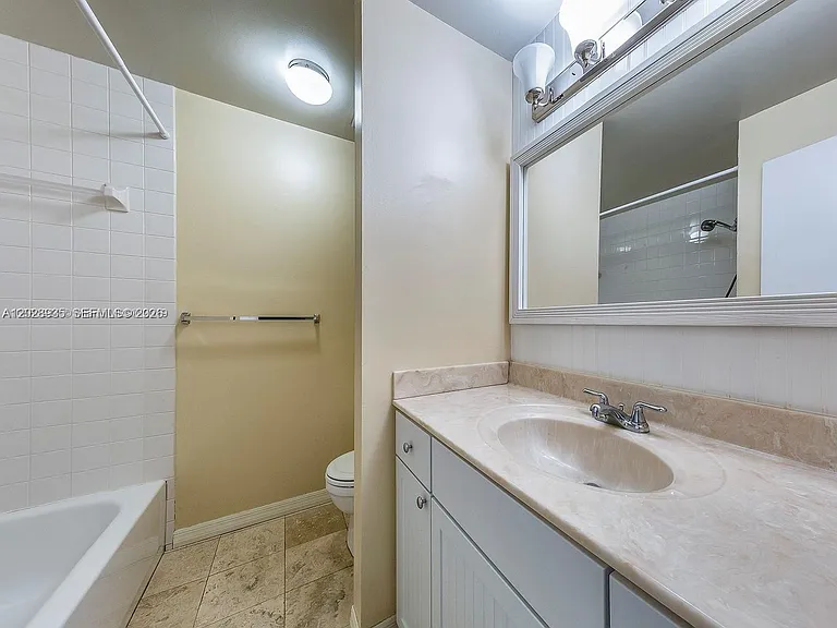 9055 SW 78th Ct — Photo 10