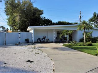 2082 Orchid St, Sarasota, FL 34239