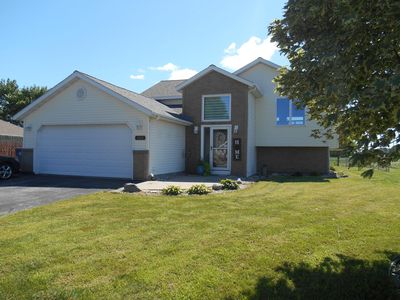 402 Circle Ln, Arlington, MN, 55307