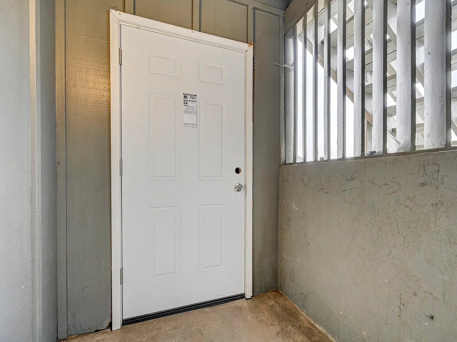 2 bed, $2,100 — Photo 2