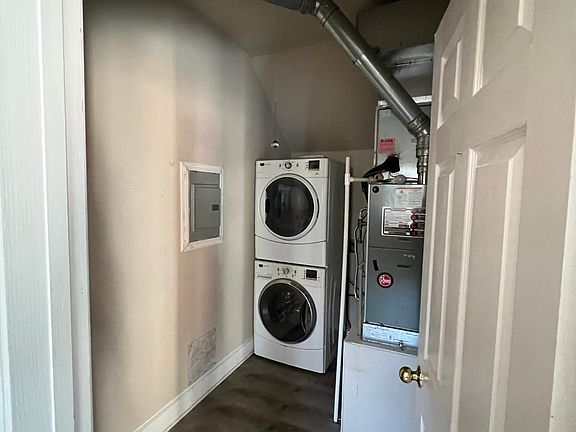 5th image of 3127 Mastin Ln #A