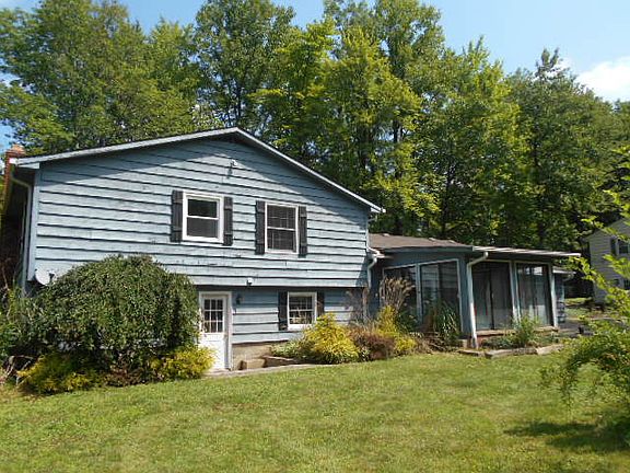 2nd image of 6008 Parkland Dr