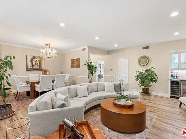 14844 Dickens St APT 108, Sherman Oaks, CA 91403