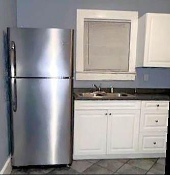 4th image of 115 E Vanderbilt St