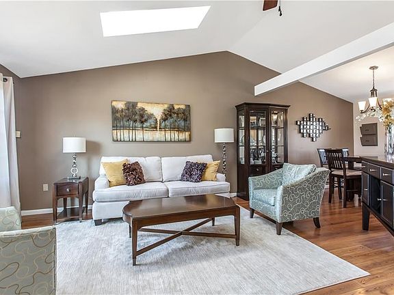 5th image of 6121 Owlwood Dr