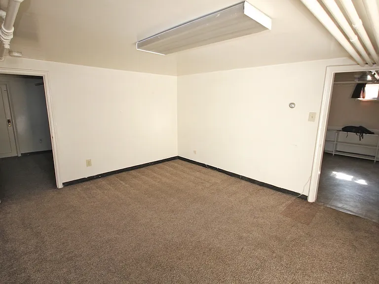 290 N 600 E #5 — Photo 3
