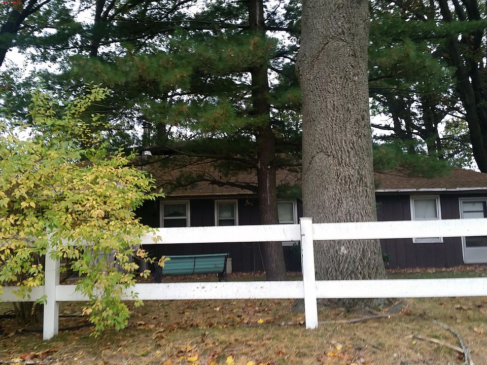 1st image of 238 Lawrence Dr