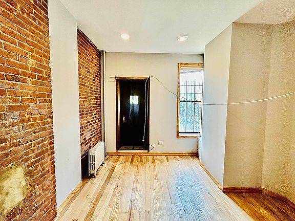 5th image of 435 E 114th St #1P