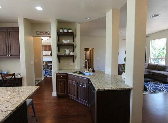 4th image of 200 Cavalier Ln