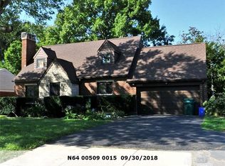 3809 Far Hills Ave, Dayton, OH 45429