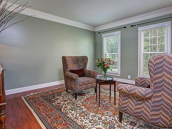 Formal living or music room