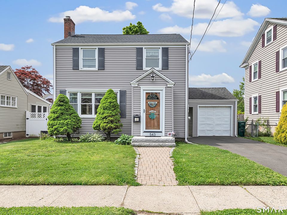 1st image of 543 Woodstock Avenue