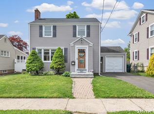 543 Woodstock Avenue, Stratford, CT 06614