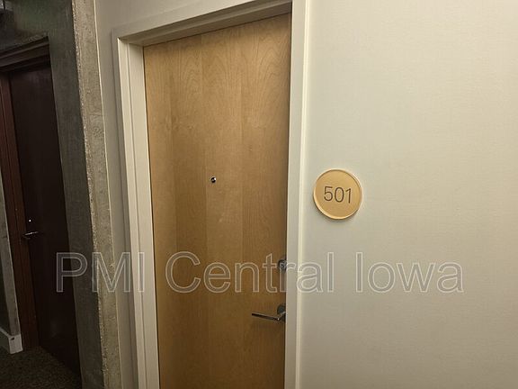 2nd image of 309 E 5th St Unit 501