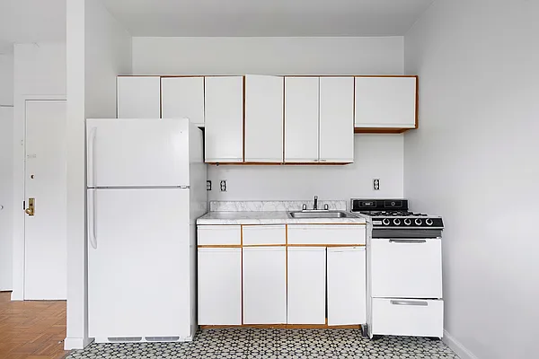 Rented by Compass | media 6