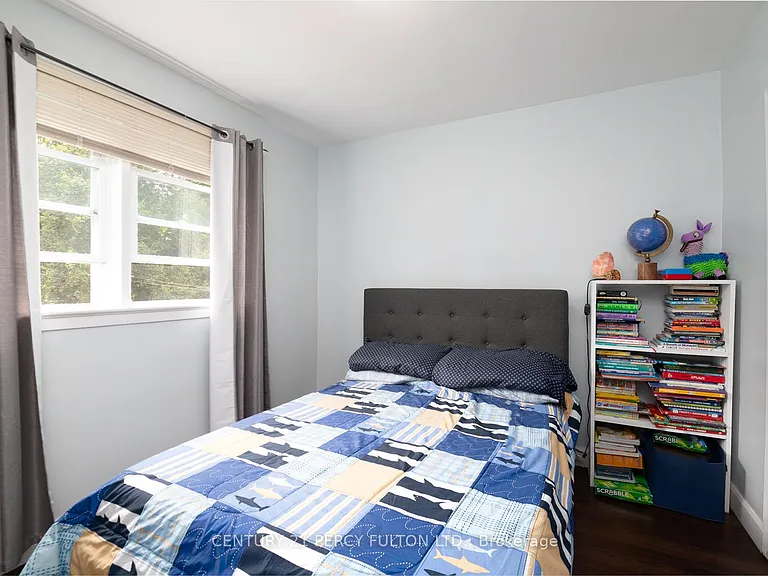 12 Northwood Cres — Photo 12