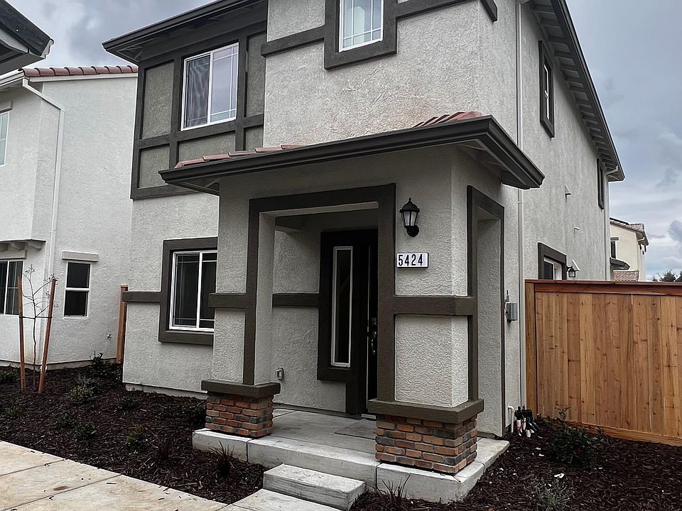 1st image of 5424 Molino Cir