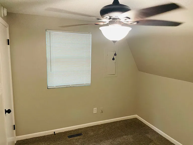 3679 Doris Dr — Photo 8