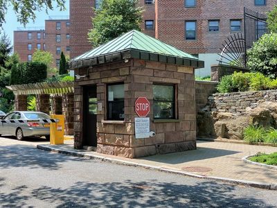 171 Pearsall Drive #5G, Mount Vernon, NY, 10552