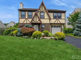 15 Rice Run, East Brunswick, NJ 08816