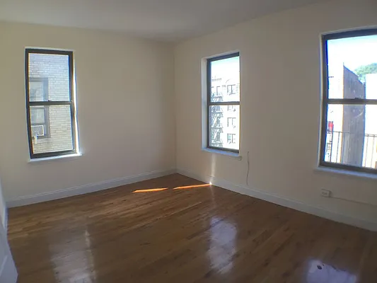 Rented by Newcastle Realty Services | media 32