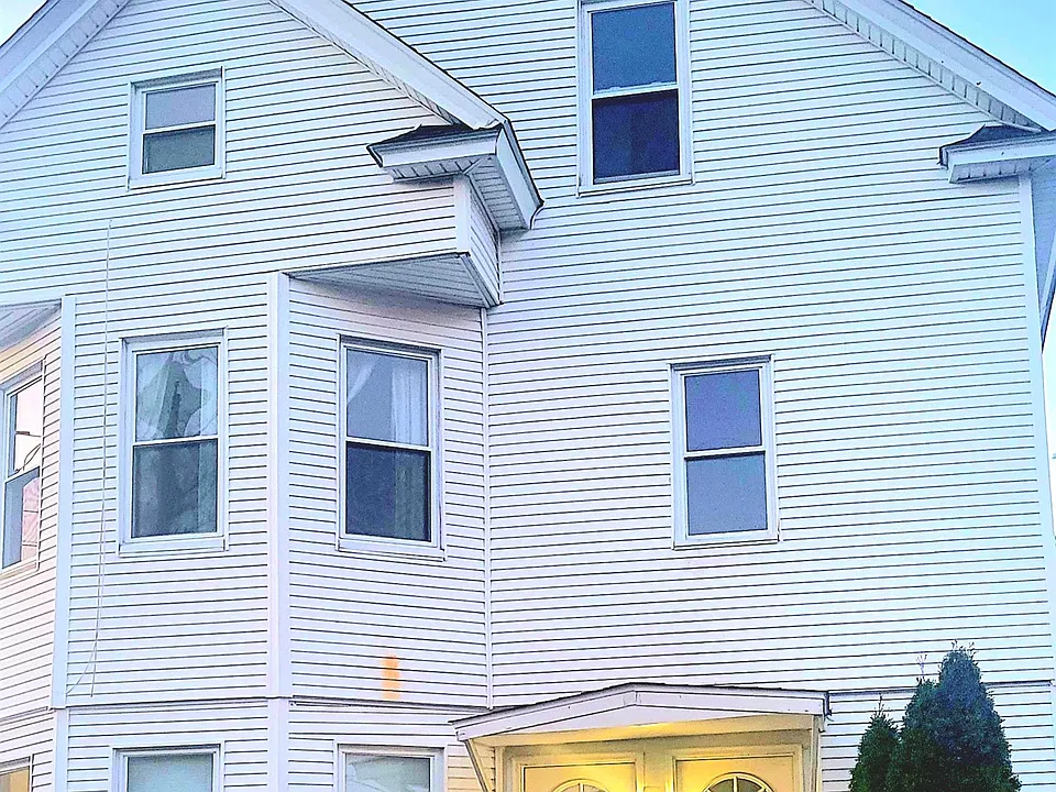 109 Berkley St #2