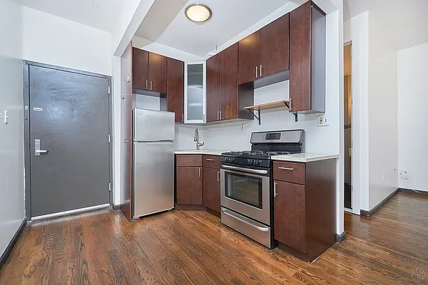 Rented by Halstead Real Estate | media 6