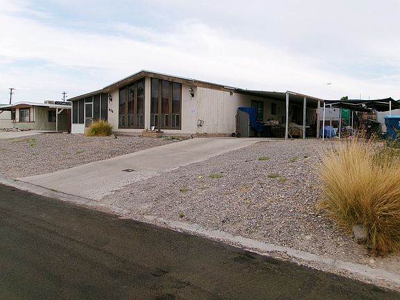 2nd image of 976 Riverfront Dr