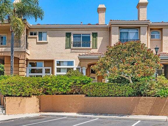 2nd image of 7180 Calabria Ct Unit C