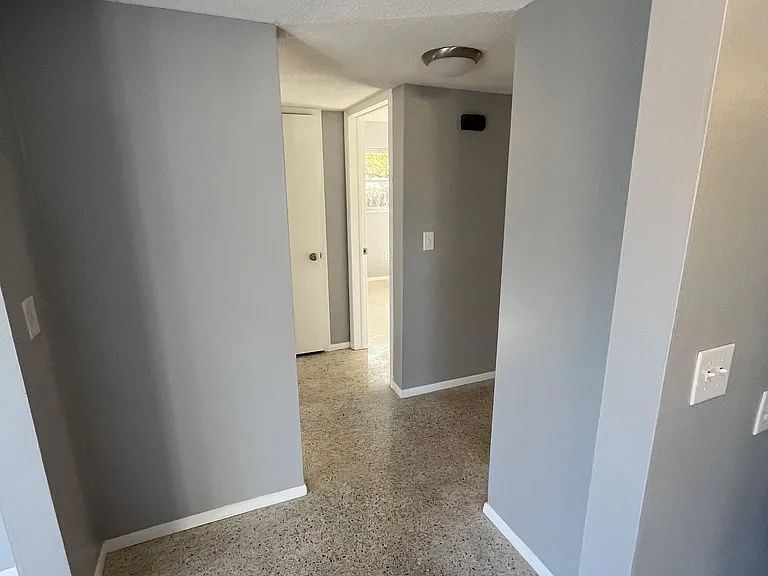 1128 W Lotus Dr — Photo 12