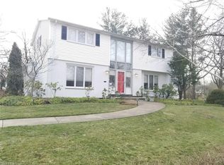 23130 Lyman Blvd, Shaker Heights, OH