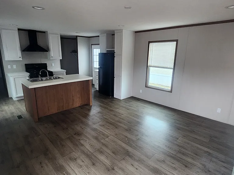 Meadowlark MHC LLC - Rent to Own — Photo 7